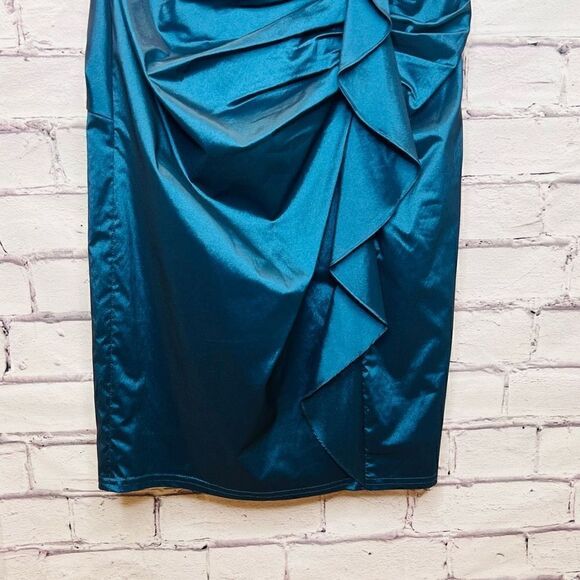Tadashi Shoji Eclipse Stretch Taffeta Ruched Side Draped Ruffle Dress size 4 - Picture 3 of 10